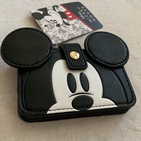 Mickey Mouse Card Wallet - Picture 2 of 6